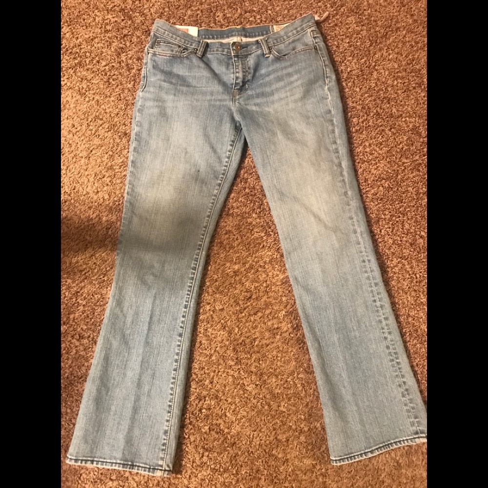 Size 12 r Gap boot cut jeans